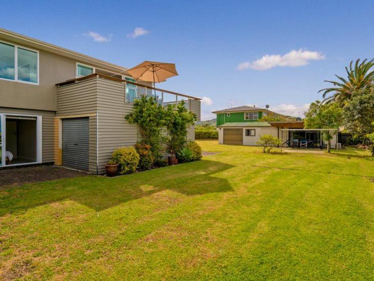 Hosts On The Coast View To Mercury Whitianga Exterior foto