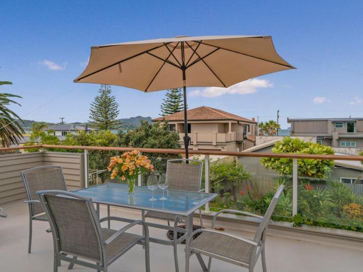 Hosts On The Coast View To Mercury Whitianga Exterior foto